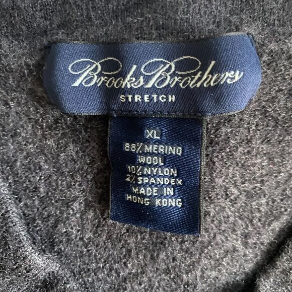 Brooks Brothers Women's Cropped V-Neck Merino Wool Blend Gray Sweater XL Luxury - Picture 3 of 4